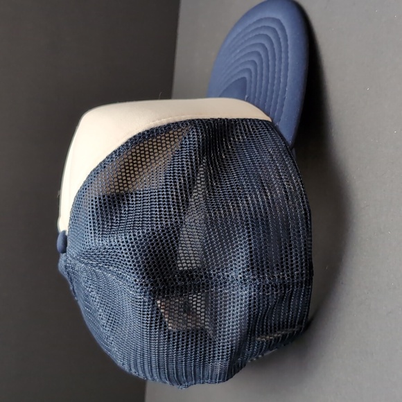 Vintage Wilson International Products Ltd.HMCS Quadra Snapback Trucker Hat - Picture 4 of 7